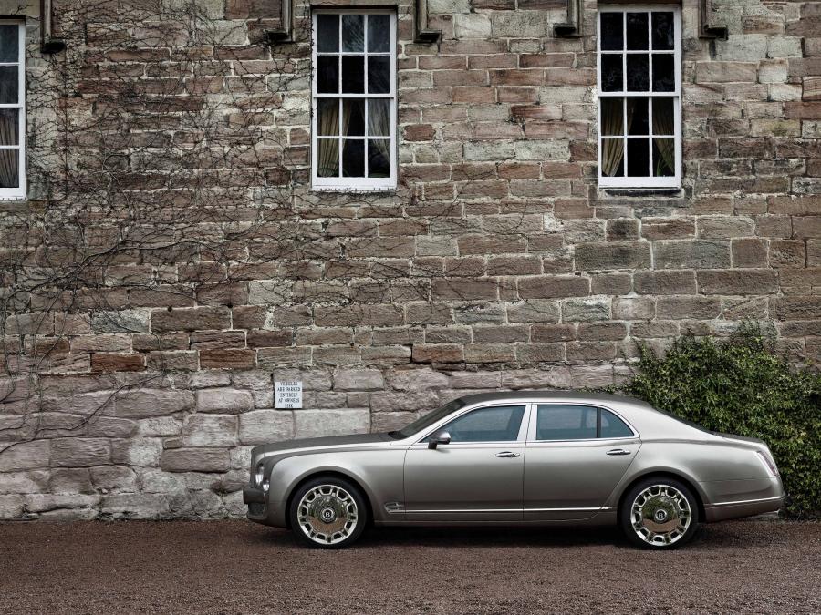  Bentley Mulsanne 2010 года  (фото 30 из 262)